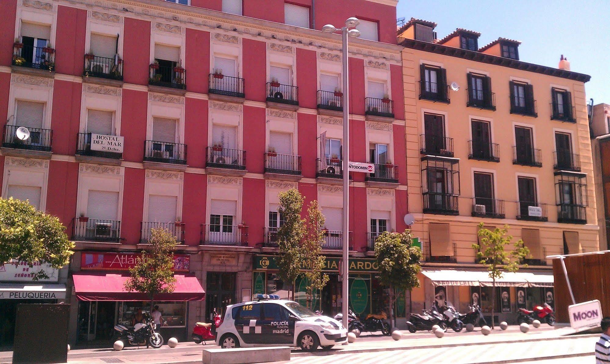 Hostal Santo Domingo Madrid Exterior foto